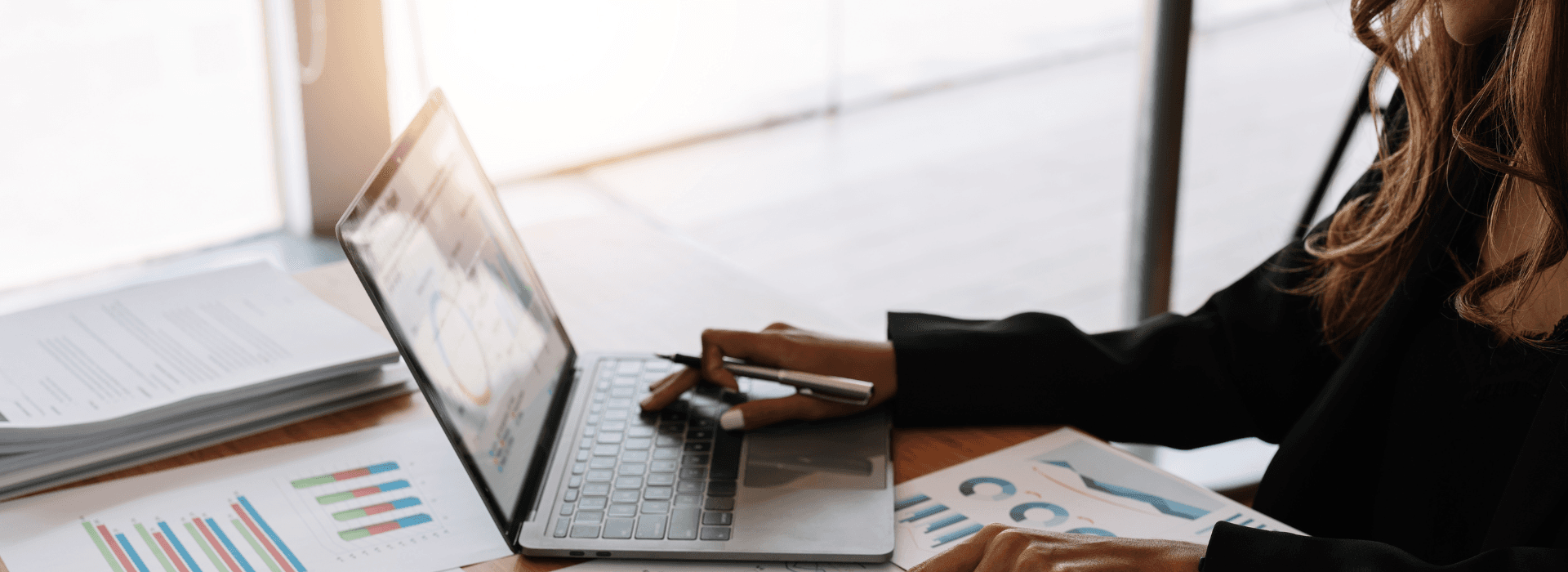 Elimine a complexidade de gerenciar pagamentos com a ajuda da Worldpay.